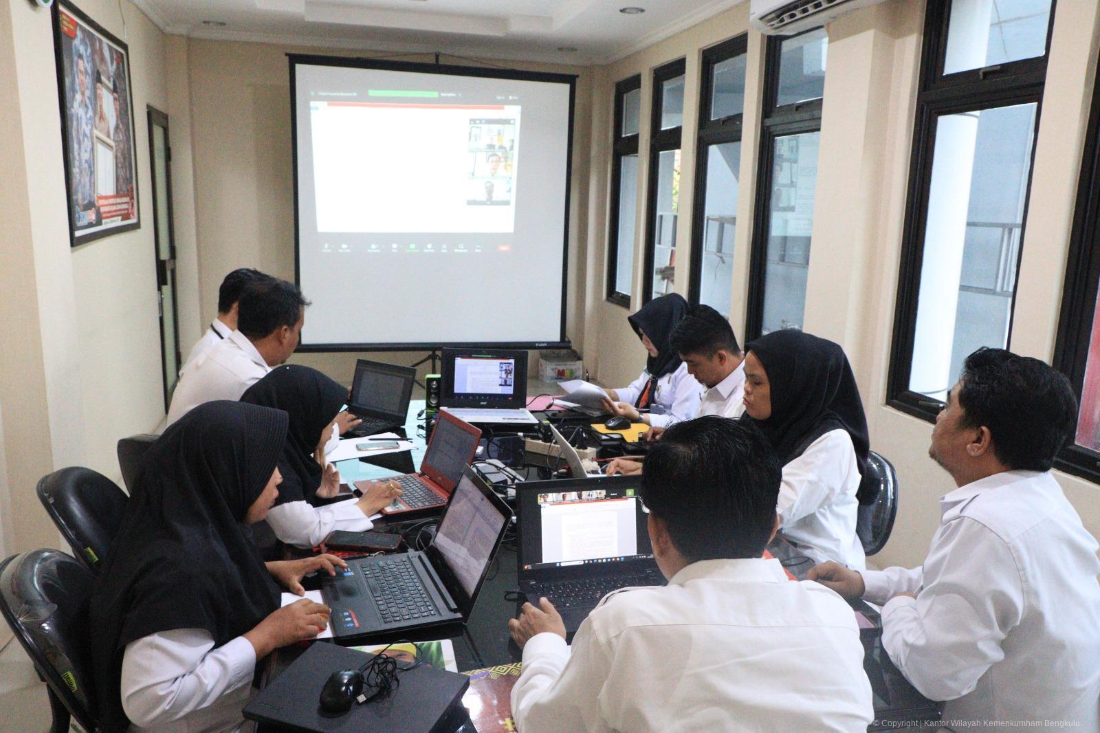 10._Kanwil_Kemenkumham_Bengkulu_Gelar_Rapat_Pengharmonisasian_Rancangan_Perbup_Bengkulu_Selatan_Secara_Virtual.jpeg