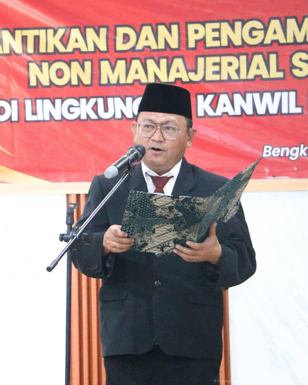 2._Kanwil_Kemenkum_Bengkulu_Lantik_Analis_SDM_dan_Notaris_Pengganti_Tekankan_Profesionalisme_dan_Integritas_ASN.jpg