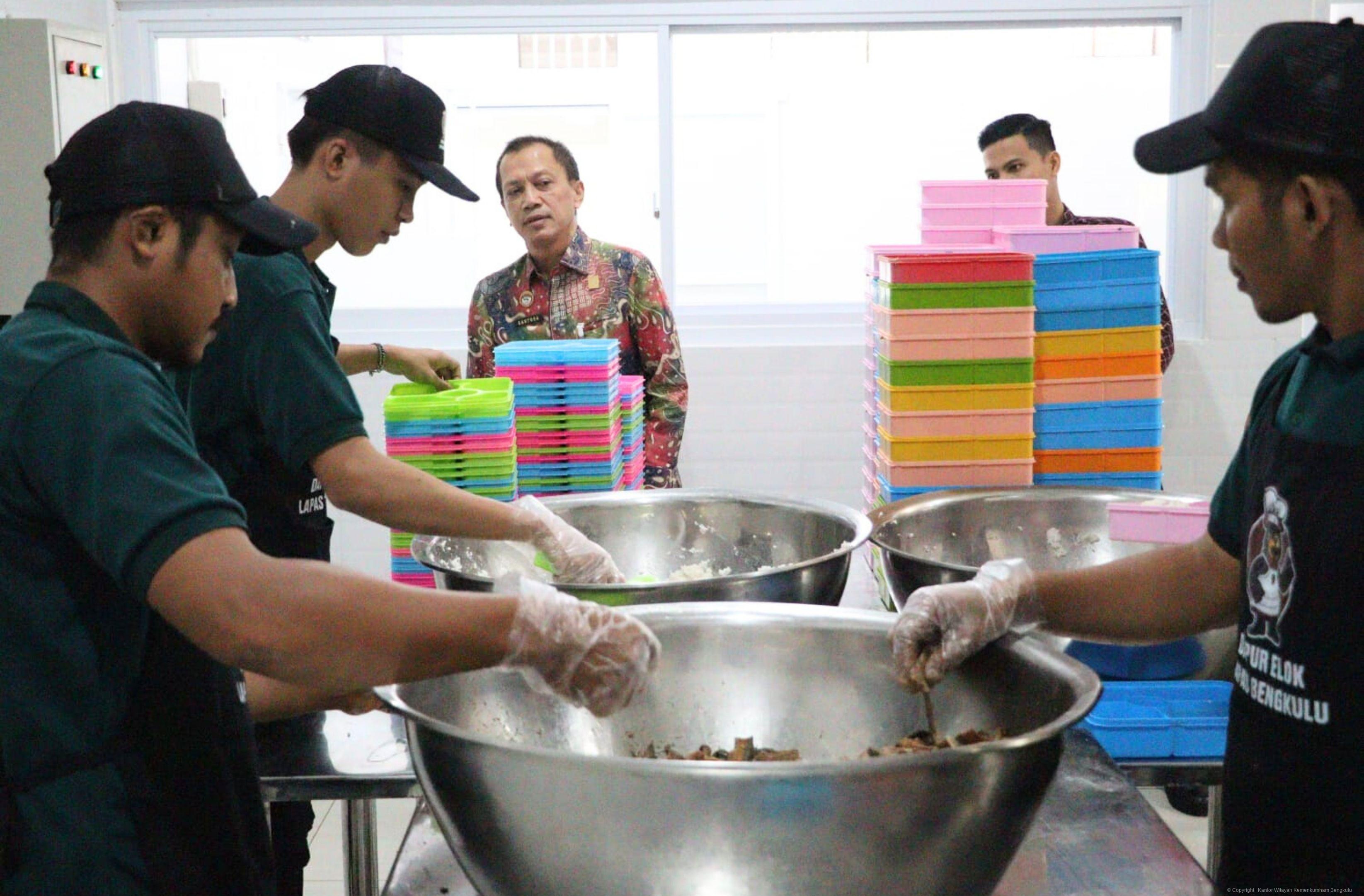 Kakanwil Bengkulu Tinjau dan Apresiasi Pembangunan Dapur Sehat di Lapas Kelas IIA Bengkulu 4