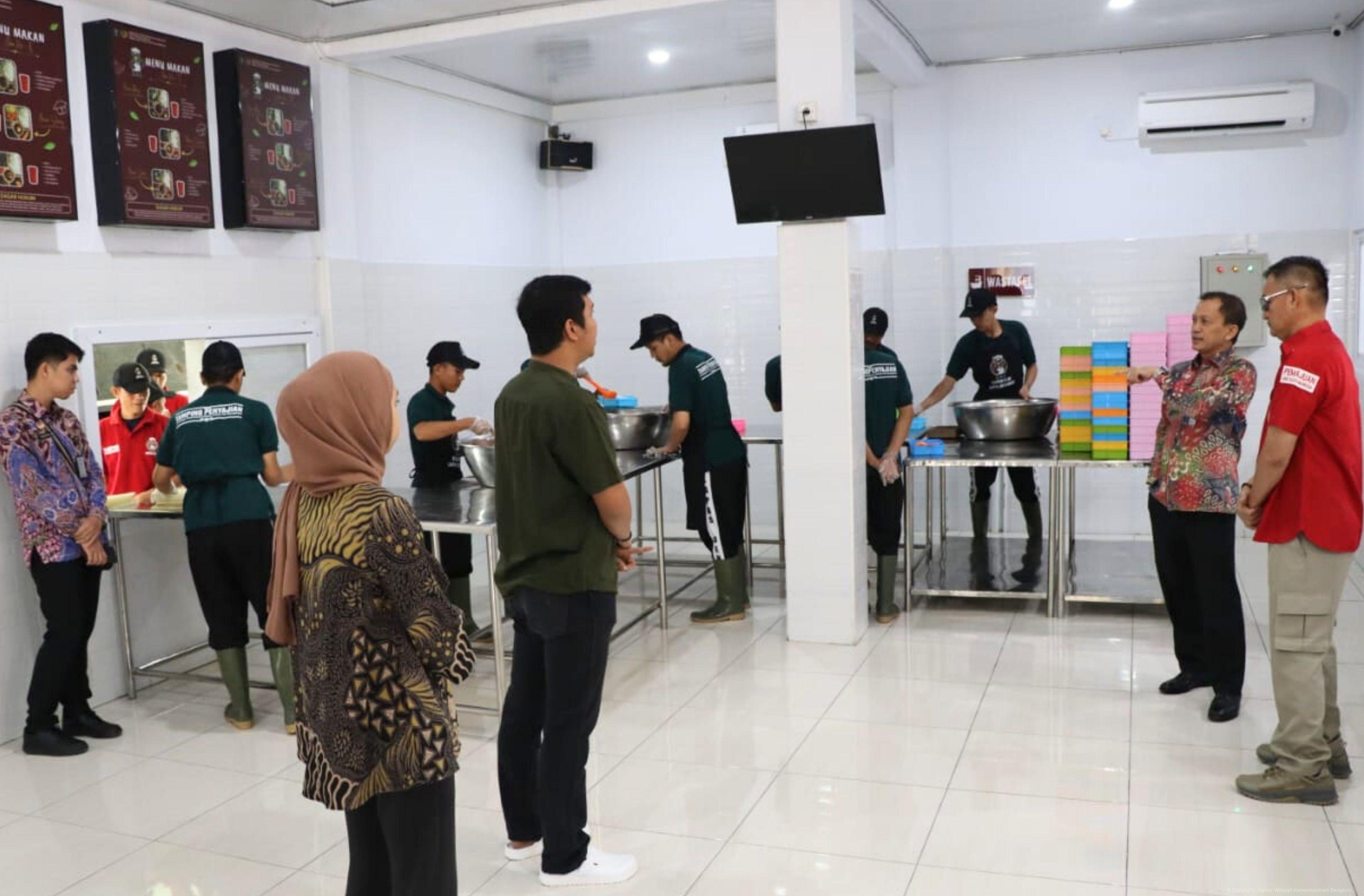 Kakanwil Bengkulu Tinjau dan Apresiasi Pembangunan Dapur Sehat di Lapas Kelas IIA Bengkulu 5