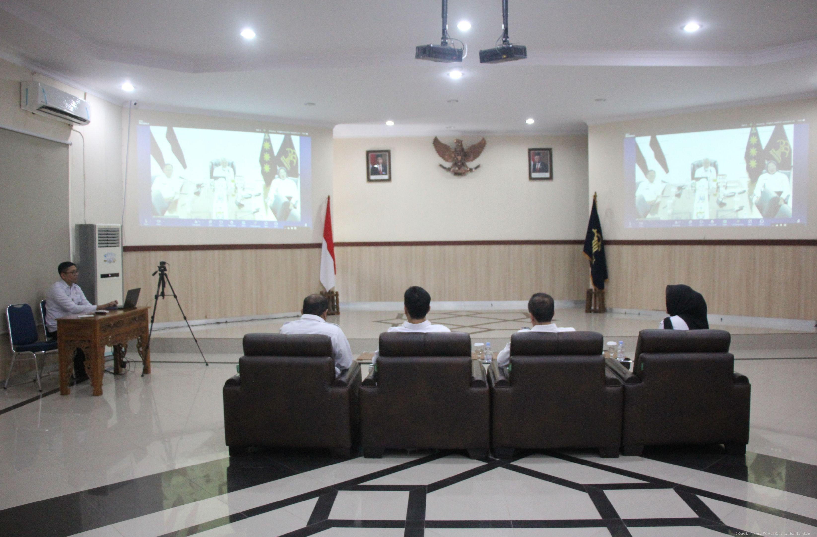 Kakanwil Kemenkumham Bengkulu Ikuti Pembekalan Coaching dan Mentoring Secara Virtual 4