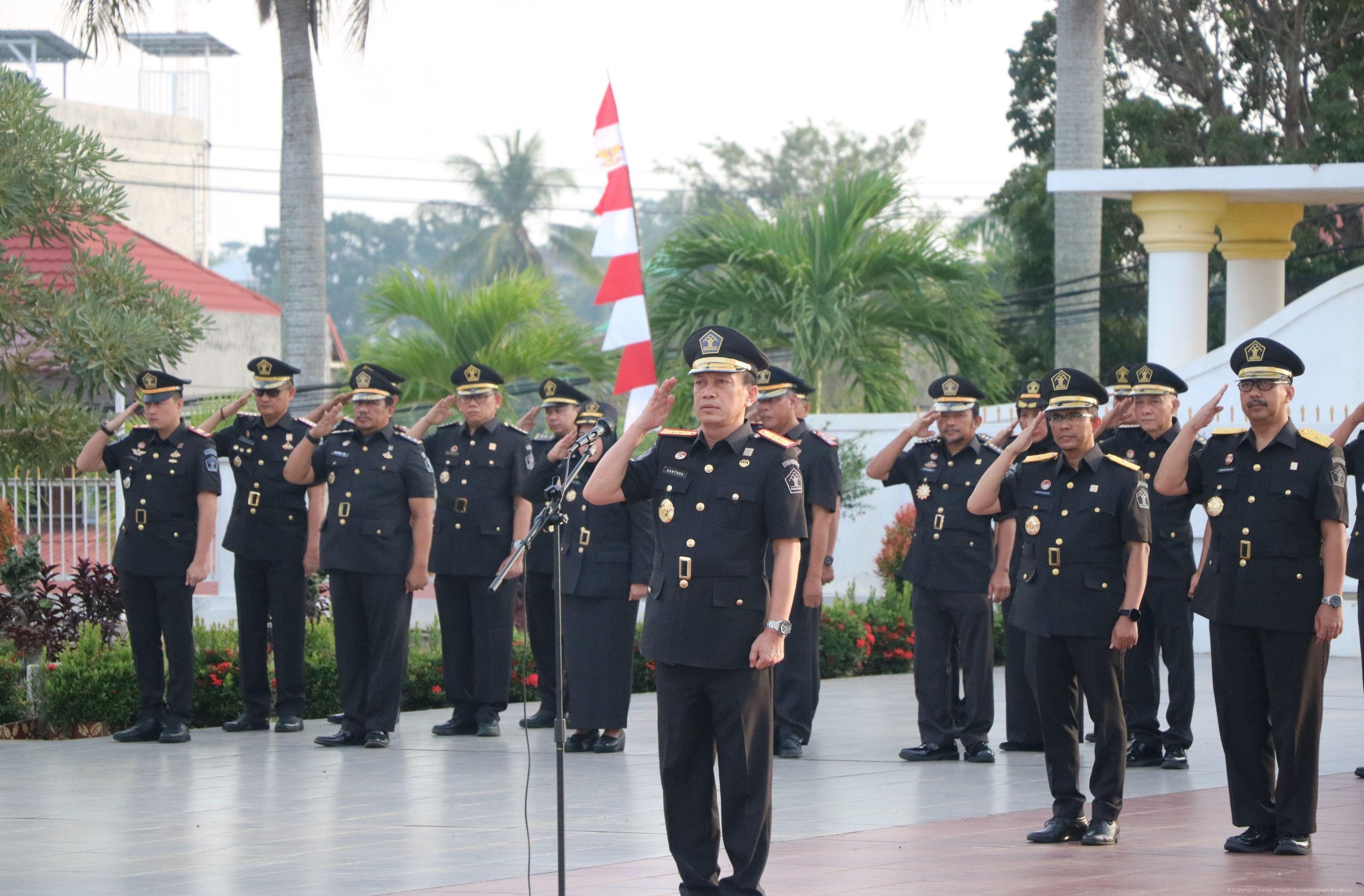 Peringati Hari Pengayoman Ke 79 Kanwil Kemenkumham Bengkulu Tabur Bunga di TMP Balai Buntar 7