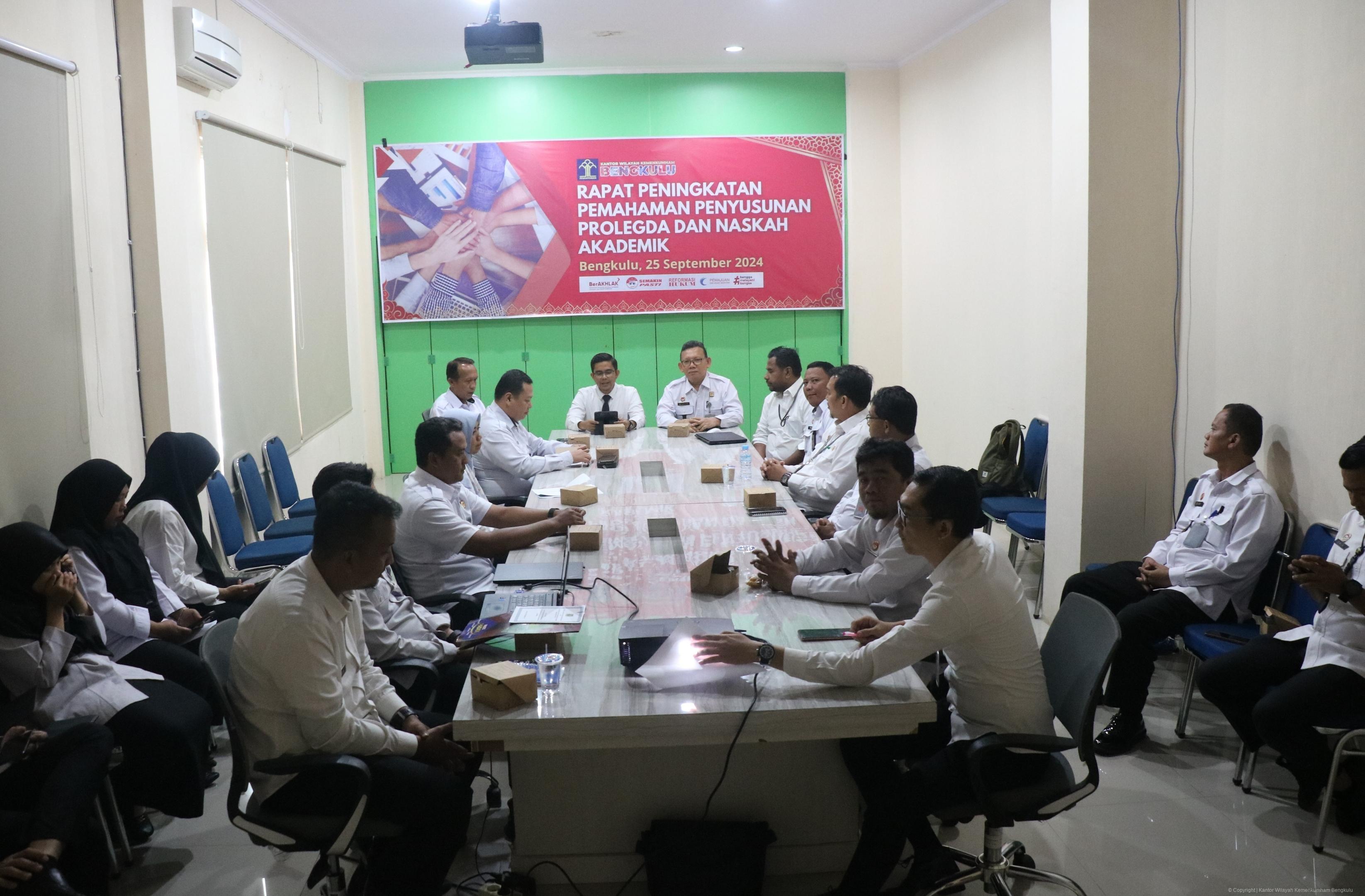 Kanwil Kemenkumham Bengkulu Dorong Penguatan Legislasi Daerah Lewat Rapat Prolegda dan Naskah Akademik 3