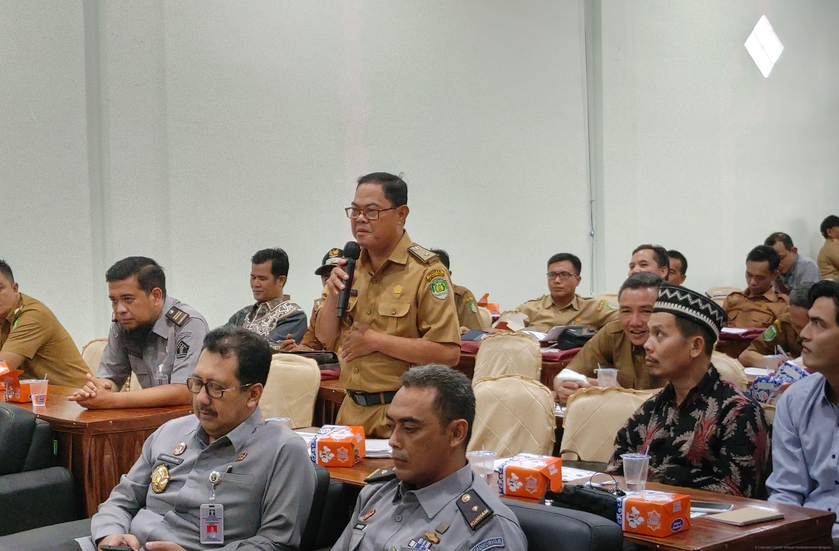 Wujudkan Kepastian Hukum Kanwil Kemenkumham Bengkulu Gencarkan Sosialisasi Layanan Fidusia di Kab. Bengkulu Tengah 9