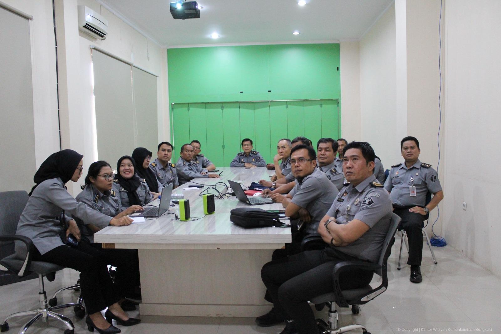 6._Kanwil_Kementerian_Hukum_Bengkulu_Ikuti_Rapat_Evaluasi_Dampak_Program_DesaKelurahan_Sadar_Hukum_Secara_Virtual.jpeg