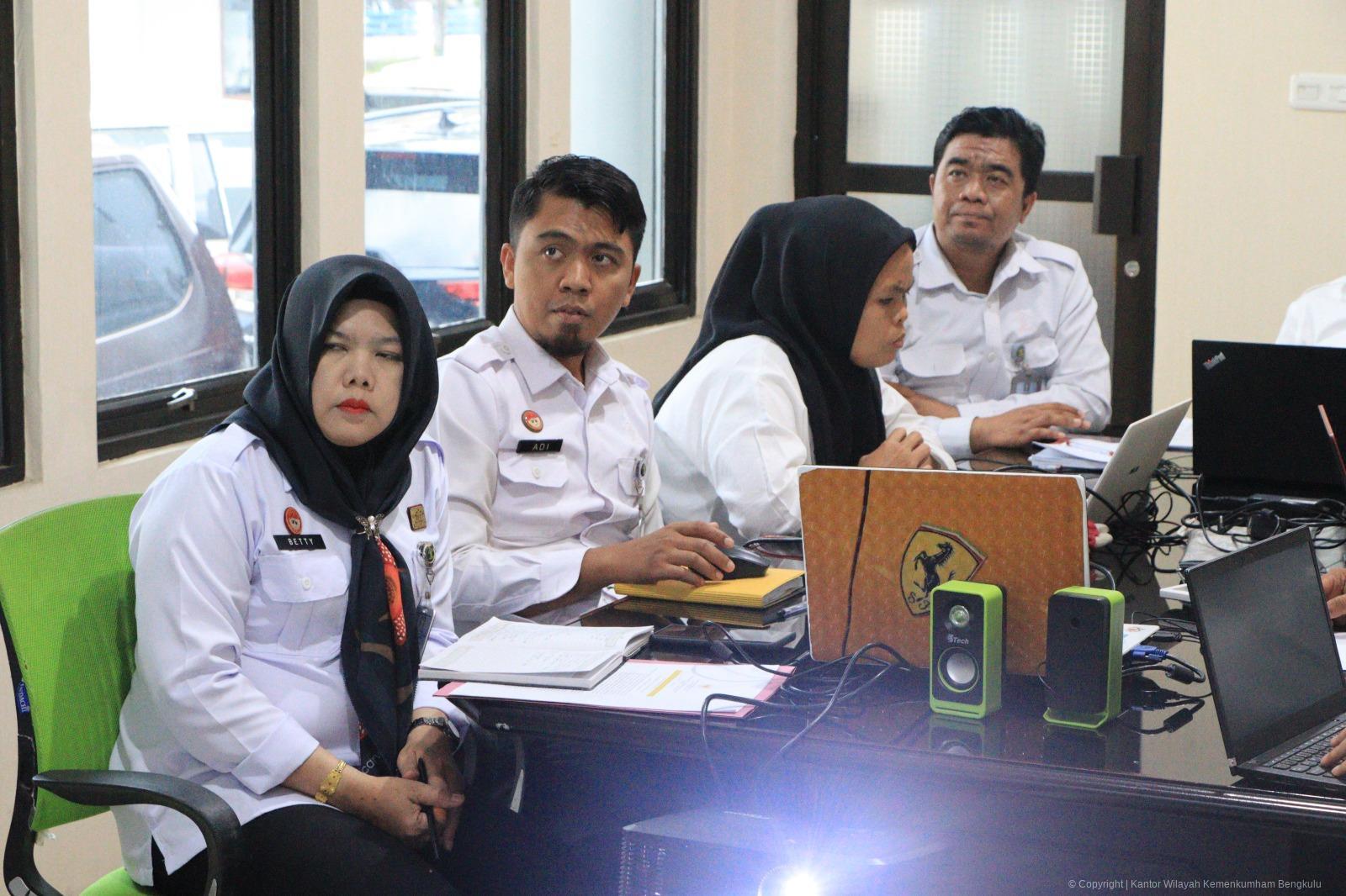 8._Kanwil_Kemenkumham_Bengkulu_Gelar_Rapat_Pengharmonisasian_Rancangan_Perbup_Bengkulu_Selatan_Secara_Virtual.jpeg