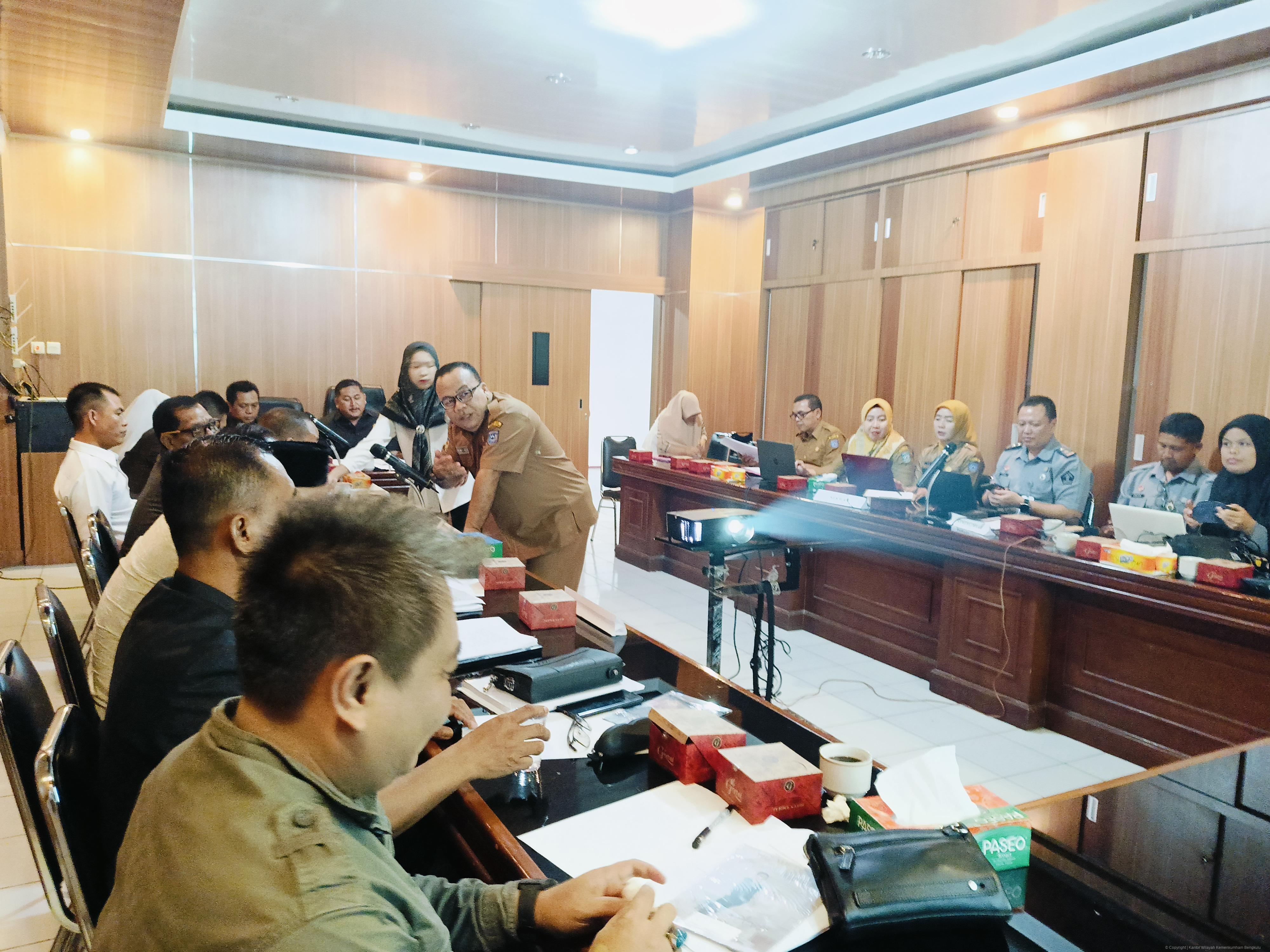9._Kanwil_Kemenkumham_Bengkulu_Hadiri_Rapat_Pembahasan_Rancangan_Peraturan_DPRD_Kabupaten_Bengkulu_Utara_tentang_Kode_Etik_DPRD.jpg