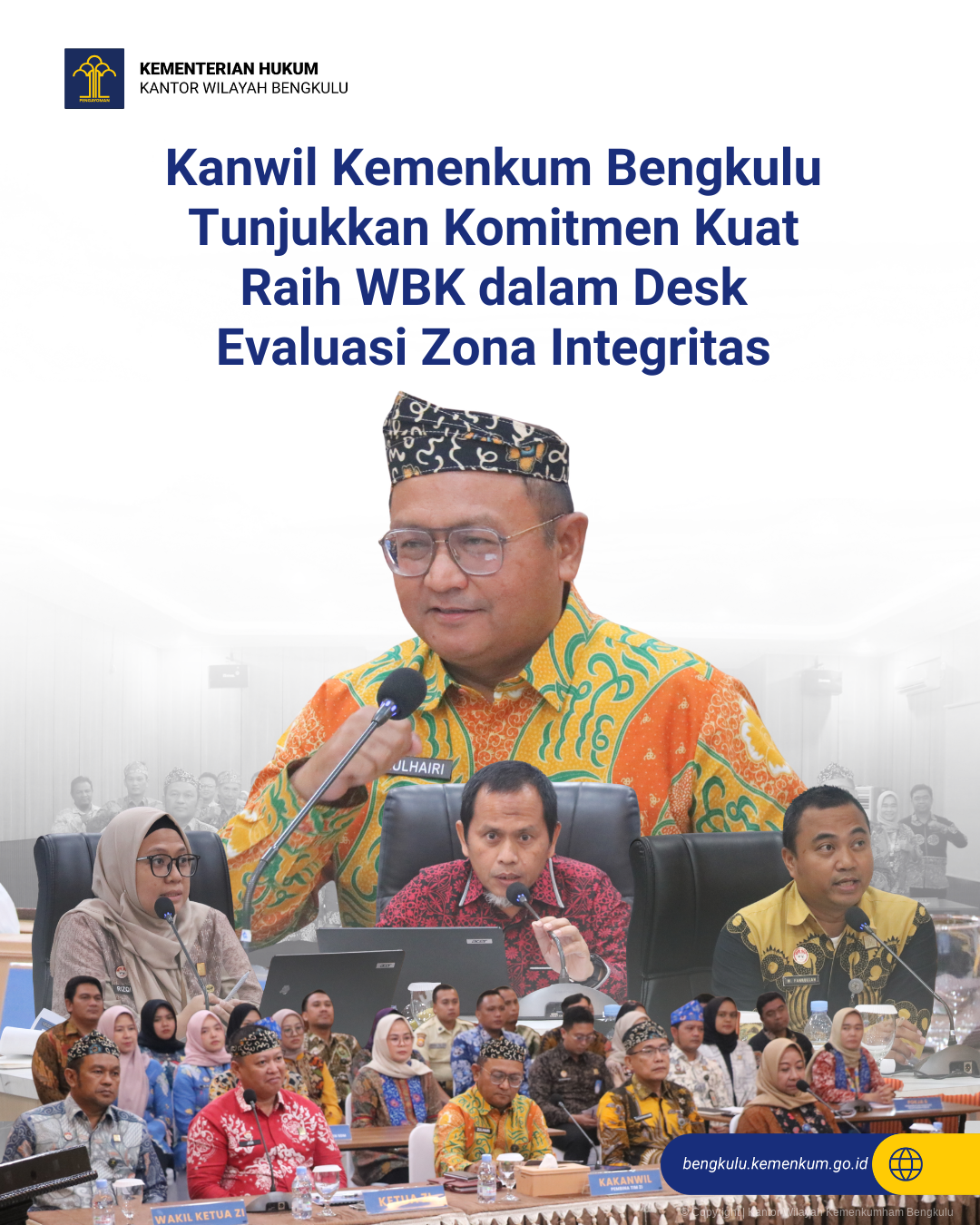 DESK1.png
