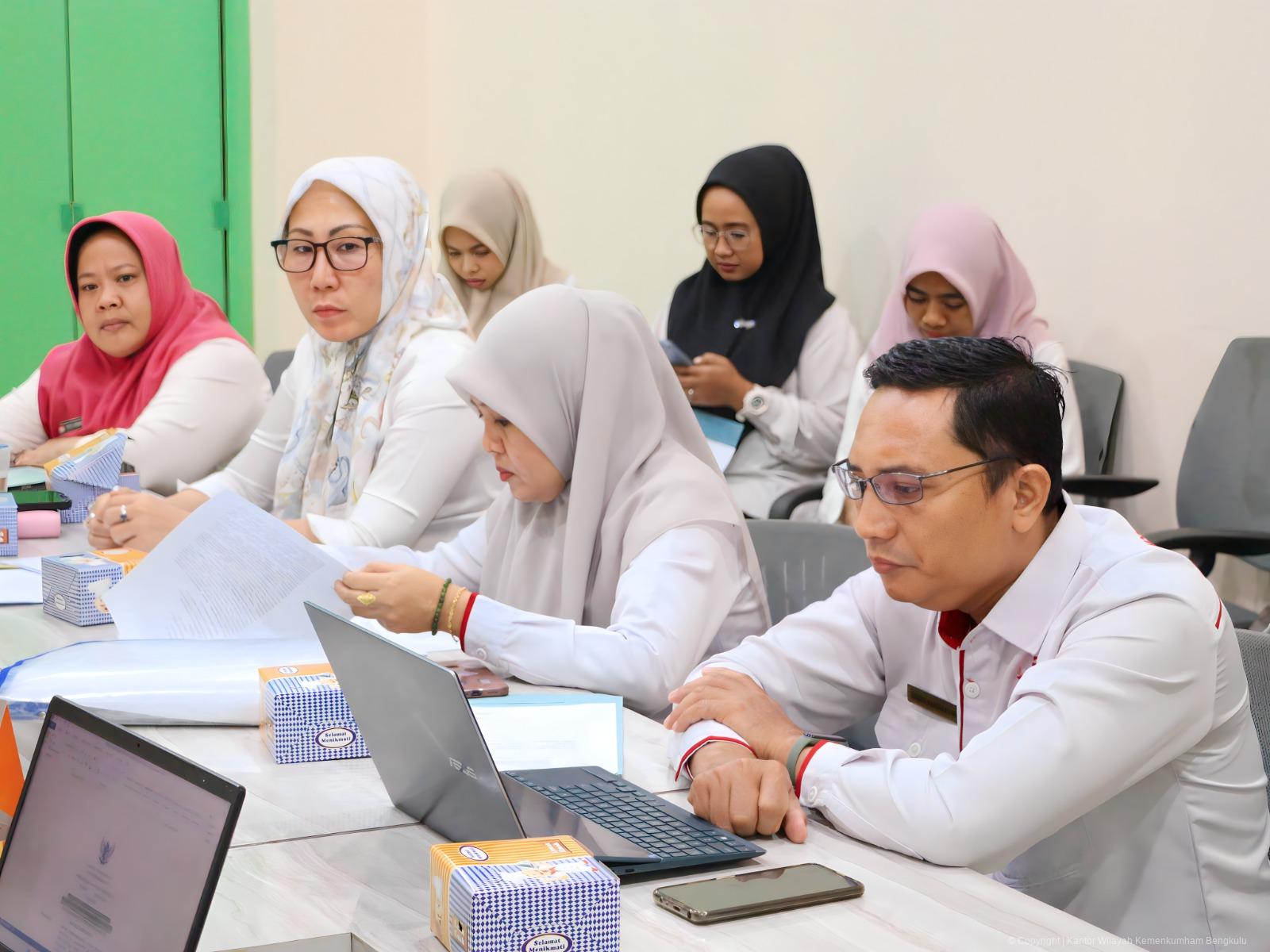 Dukung_Peningkatan_Keamanan_Informasi_dan_Digitalisasi_Birokrasi_Kanwil_Kemenkumham_Bengkulu_Harmonisasikan_Dua_Ra_3.jpeg