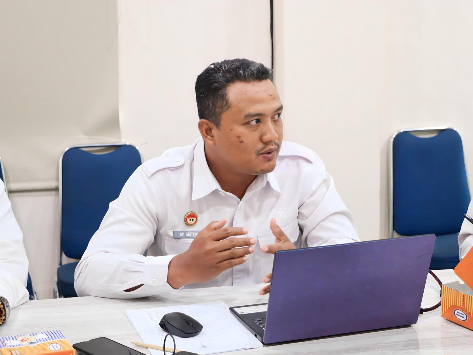 Dukung_Peningkatan_Keamanan_Informasi_dan_Digitalisasi_Birokrasi_Kanwil_Kemenkumham_Bengkulu_Harmonisasikan_Dua_Ra_6.jpeg