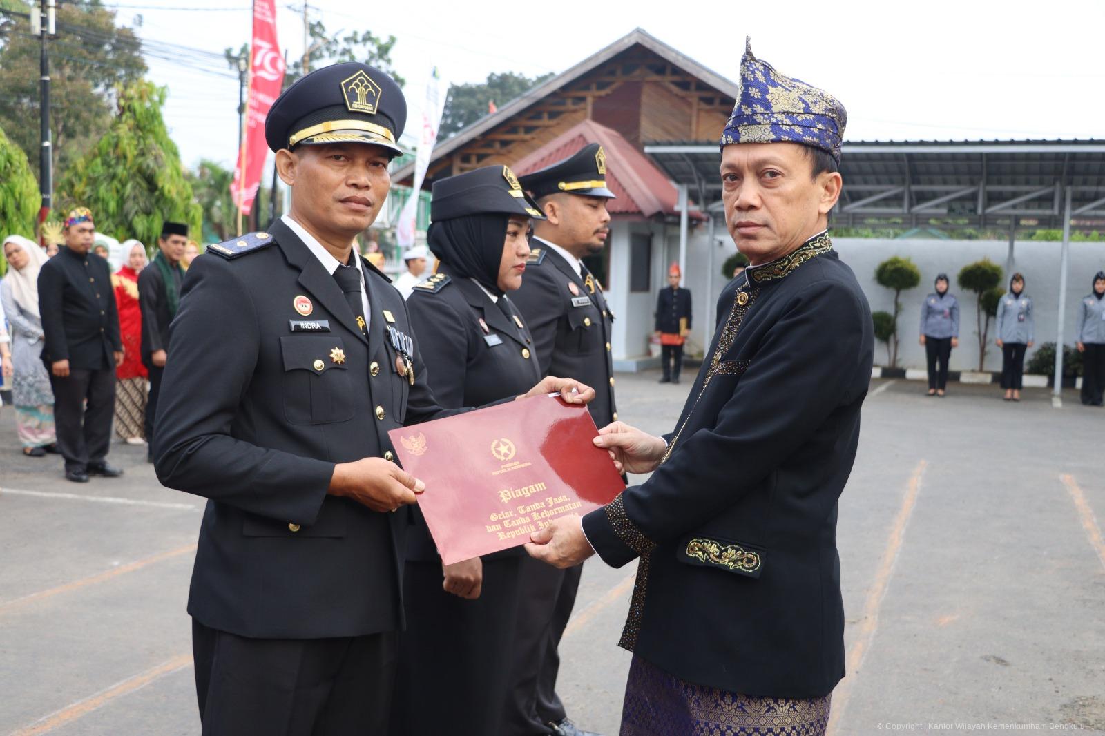 Nusantara_Baru_Indonesia_Maju_Kanwil_Kemenkumham_Bengkulu_Gelar_Upacara_Peringatan_HUT_RI_Ke-79_12.jpeg