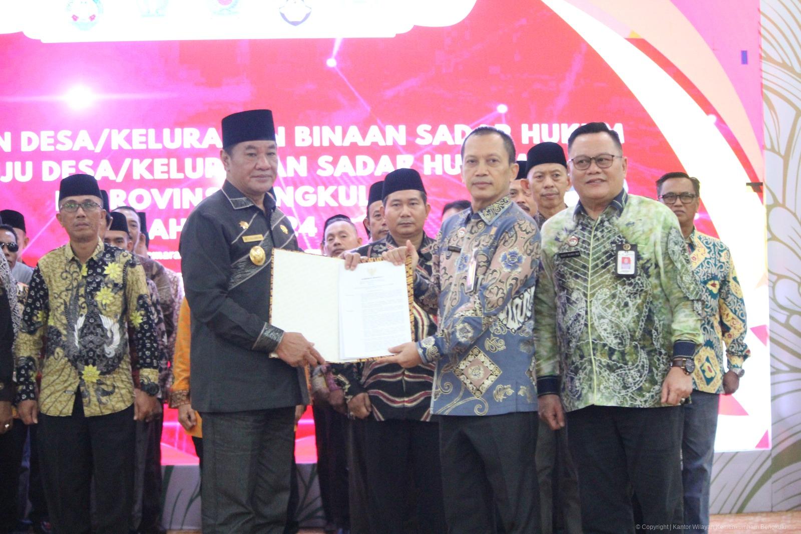 Pengukuhan_desa_sadar_hukum_5122024_1.jpeg